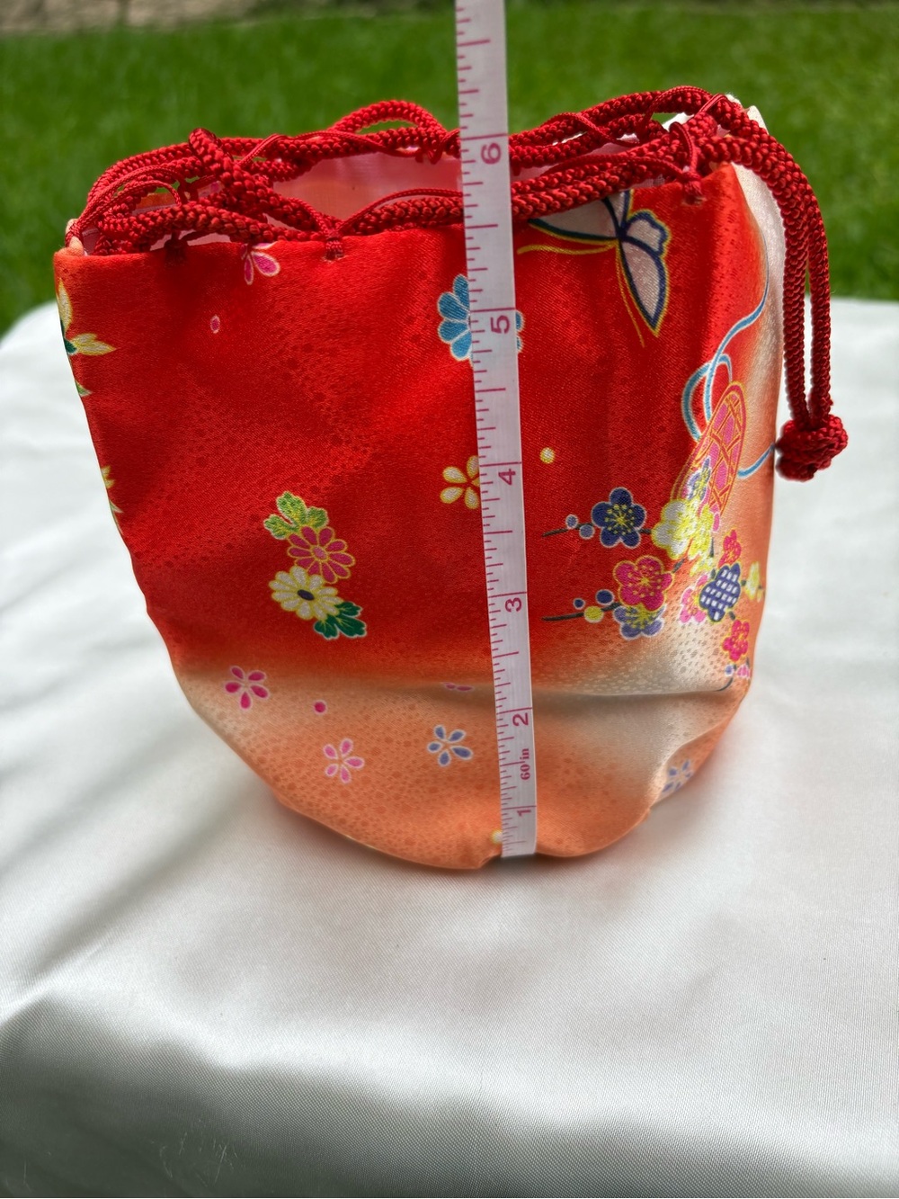 Red Floral Satin/silk Drawstring Pouch from Japan NWOT